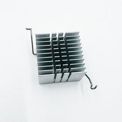 Radiador entalhado fazendo à máquina do dissipador de calor da folha das peças do CNC do processador central do computador metal de alumínio