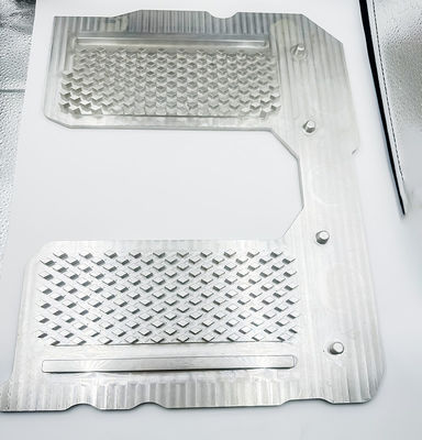 Placa de base de alumínio fazendo à máquina do portátil do CNC, base quieta super do portátil da liga de alumínio do poder superior do ventilador de refrigeração do dissipador de calor do portátil