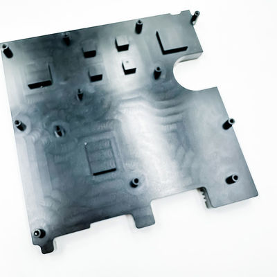 Radiador anodizado preto de alumínio fazendo à máquina do dissipador de calor das peças do CNC do automóvel
