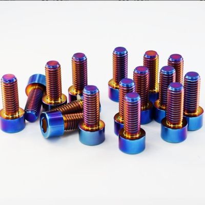 O titânio queimado aparafusa os parafusos e os parafusos principais cilíndricos de tampão do soquete do hexágono da liga DIN912 do titânio